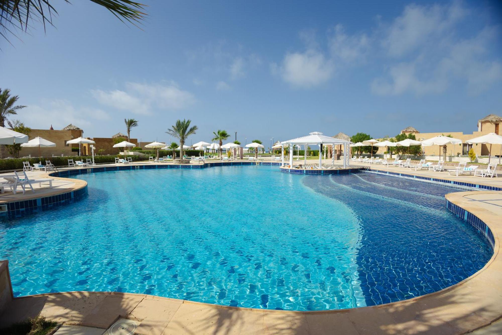 Grand Waha Resort Mersa Matruh Bagian luar foto